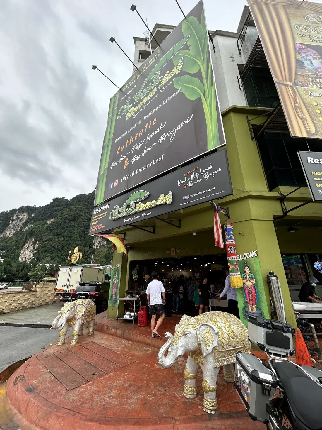 Oh Yeah Banana Leaf Batu Caves, Kuala Lumpur