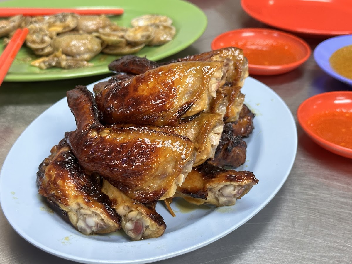 Wong Ah Wah — photo 3