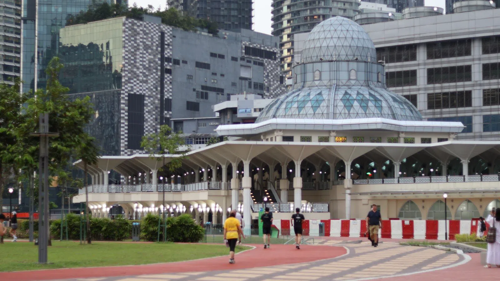 Masjid Asy-Syakirin (KLCC Mosque), Kuala Lumpur